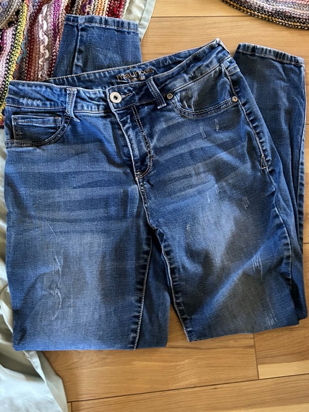 size medium stretch demin blue denim jeans womens pants maurices - Picture 1 of 6